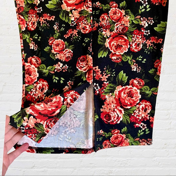 HIGH WAIST BACK SLIT FLORAL BELOW KNEE SKIRT - Picture 6 of 6